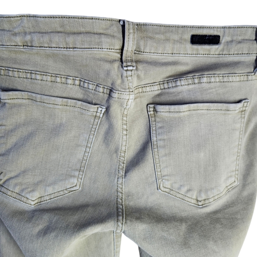 Kut from the Kloth Mid Rise Skinny Sage Green size 4 - Picture 3 of 8